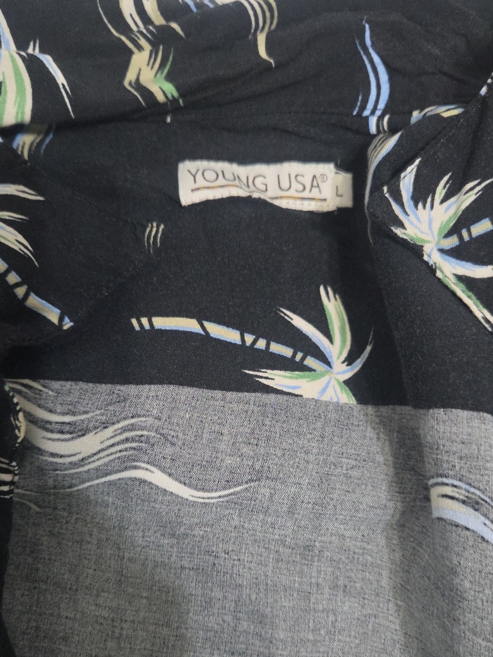 Young USA Men's Black Tropical Print Button-Down Shirt